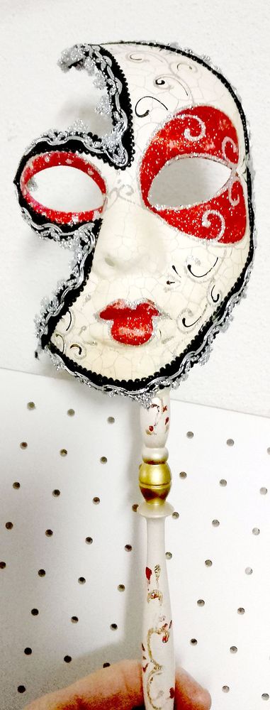 Maschera 16